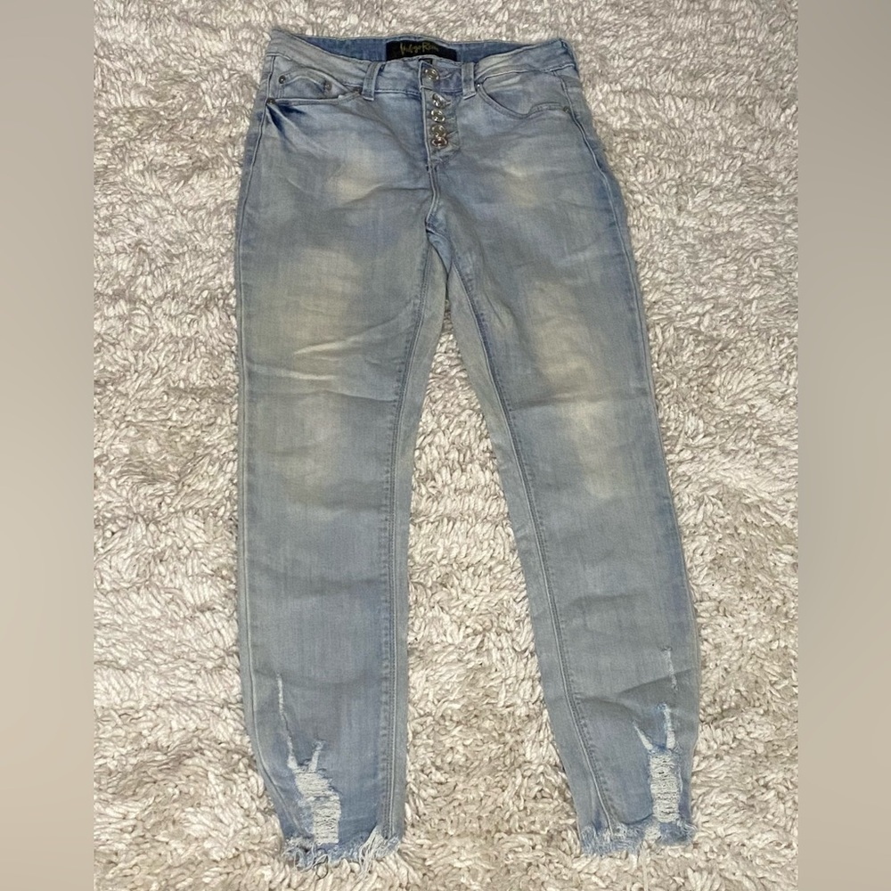Distressed jeans - Picture 5 of 6